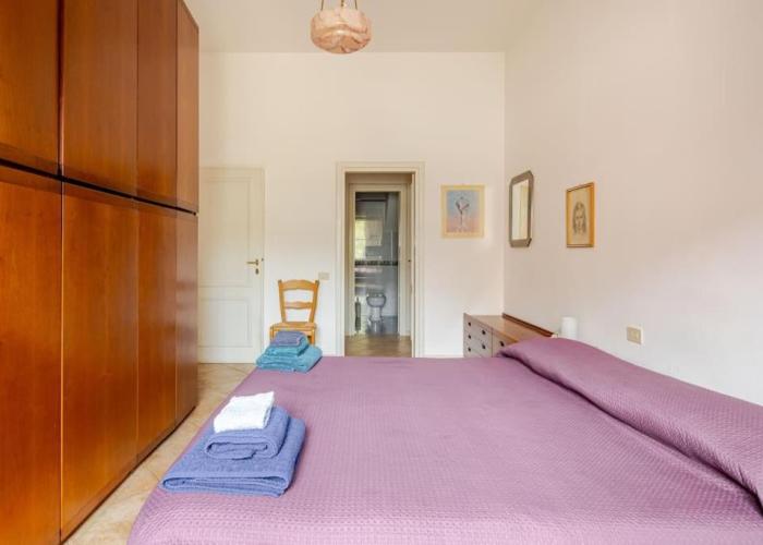 Spaziosa casa con giardino e dependance