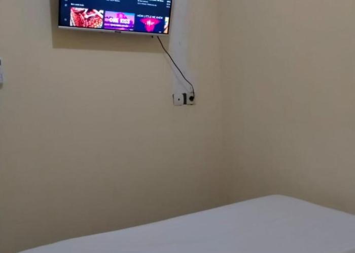 Navisha Guest House Syariah near Exit Tol Batang RedPartner