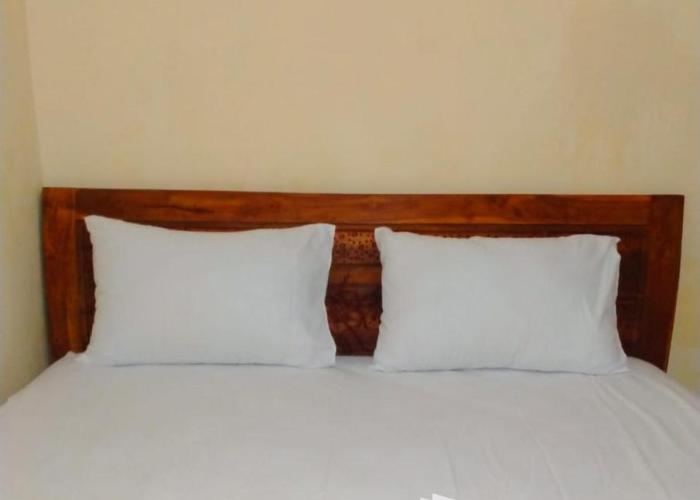 Navisha Guest House Syariah near Exit Tol Batang RedPartner
