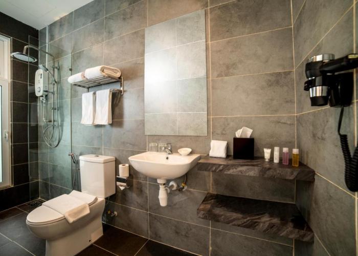 The Signature Serviced Suites Puchong