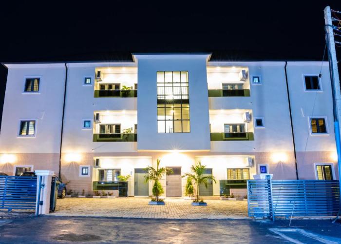 99 MOZILLA APARTMENTS AND SUITES