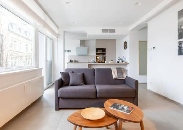 Wonderful Two Bedroom Apartment at Limpertsberg with Parking, near Tram