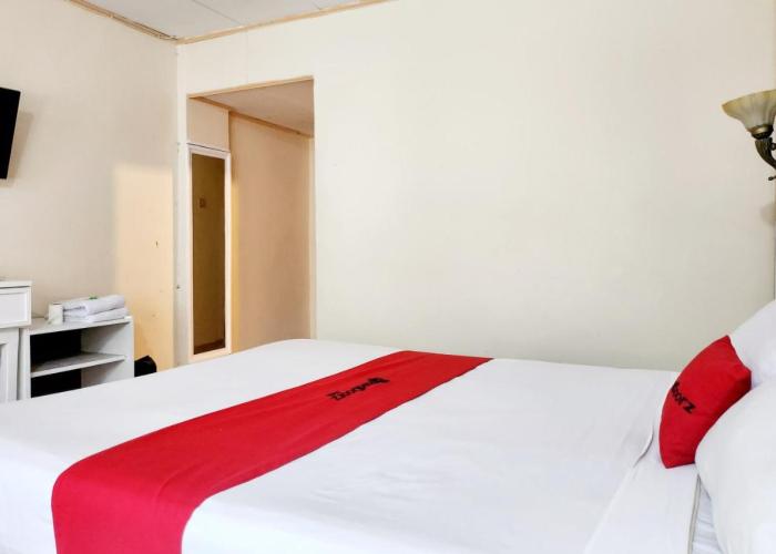 RedDoorz Near Pelabuhan Sri Bintan Pura Tanjungpinang