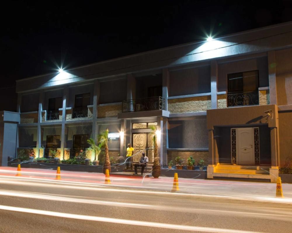 Hotel Semiramis City center