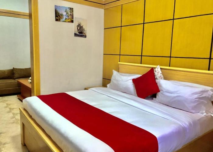 HOTEL ESPERANZA
