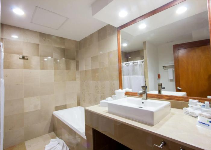 Holiday Inn Express Nuevo Laredo by IHG
