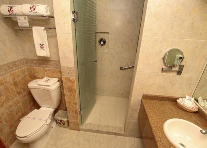 Hotel Colon Plaza Business Class