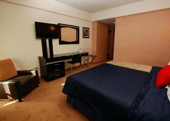 Hotel Colon Plaza Business Class