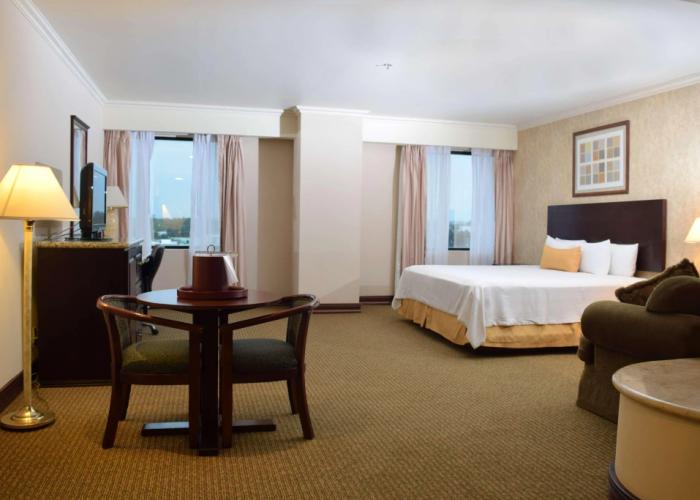 Best Western Plus Nuevo Laredo Inn & Suites