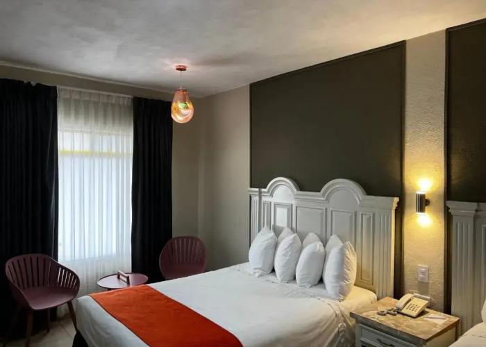Hotel Los Robles