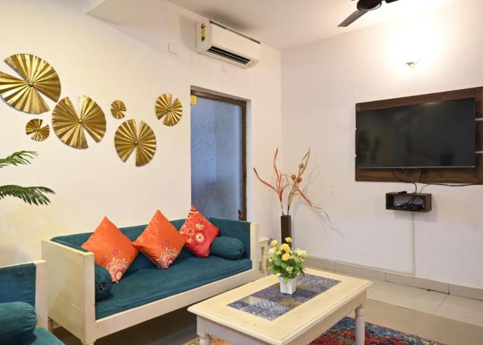 6BHK Marna Villa with Private Pool 10min to Beaches