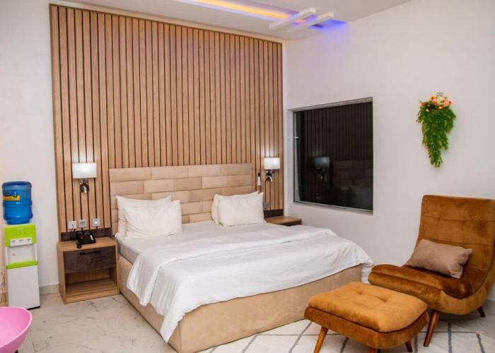 Maple studio+Gym+Snooker board Rhodabode Apt, Nile