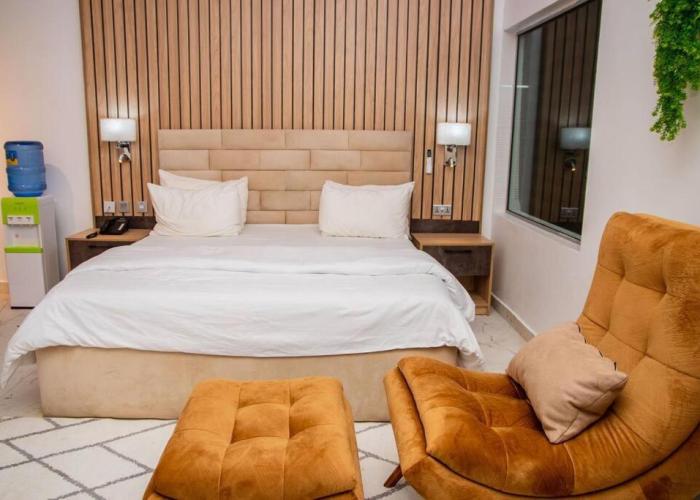 Maple studio+Gym+Snooker board Rhodabode Apt, Nile