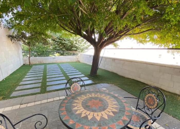 Contemporary Semi Villa Apartment with Private Entrance in Khalda