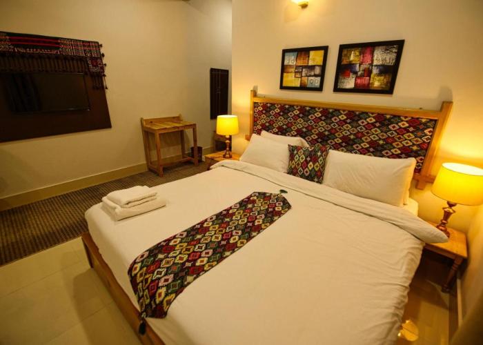 Oak Residency