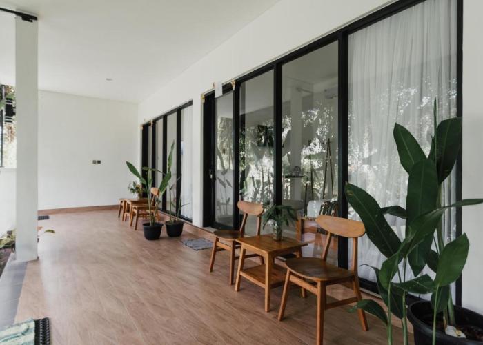 Dana's House
