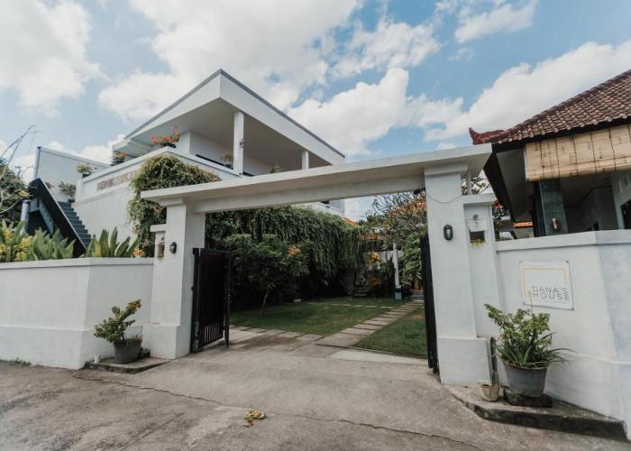 Dana's House