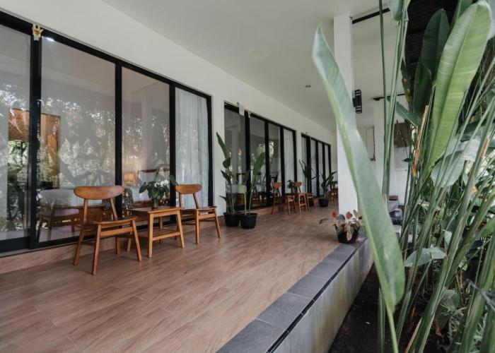 Dana's House