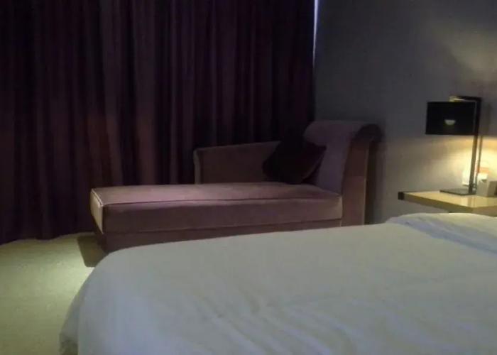 Melton Hotel