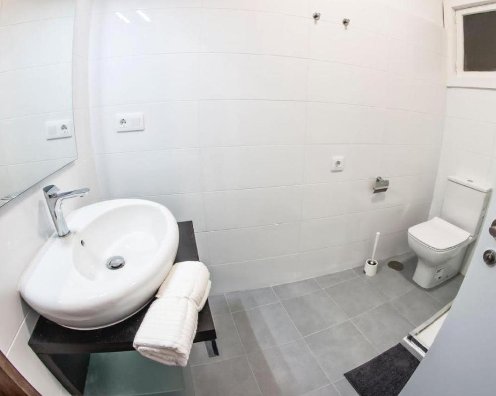 фото DADO HOST