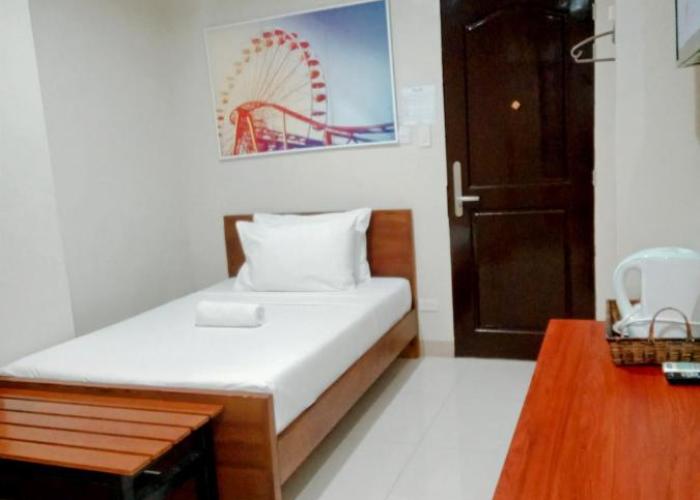 Grace & RB Hotel