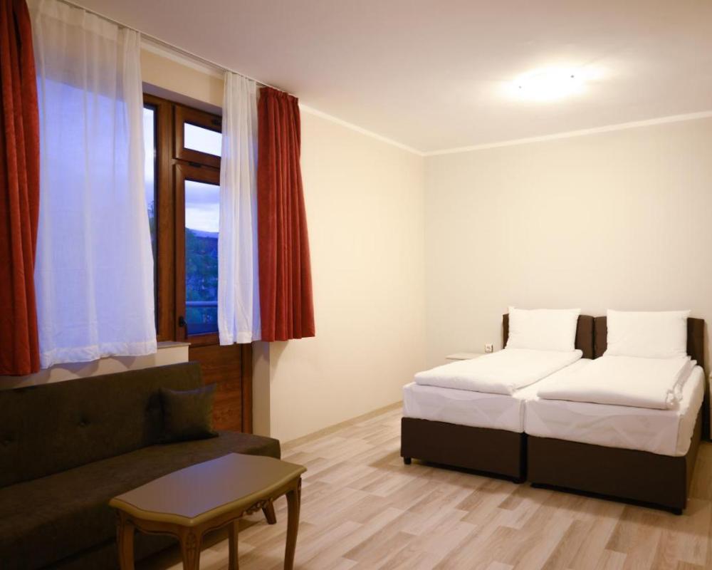 фото Hotel Leda