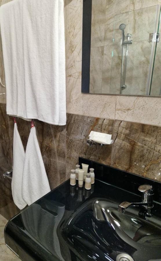 фото Hotel Leda