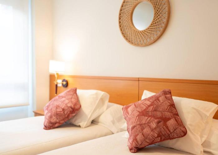 APARTAMENTOS GENOVA PARQUESOL-parking gratuito