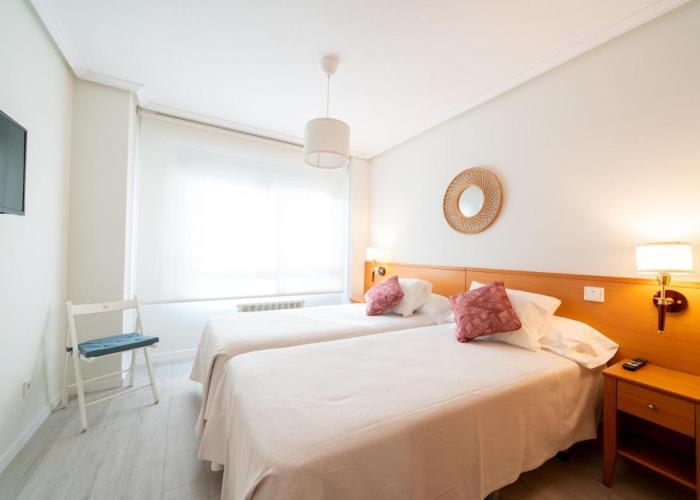 APARTAMENTOS GENOVA PARQUESOL-parking gratuito