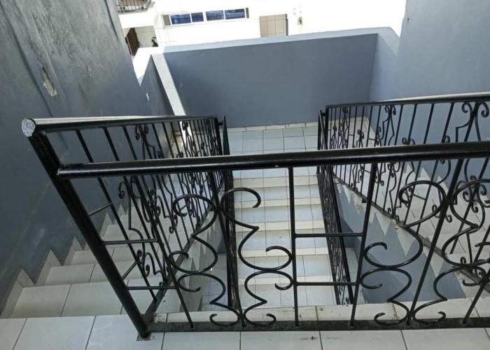 Remarkable 1 bedroom flat in bonaberie ancienne