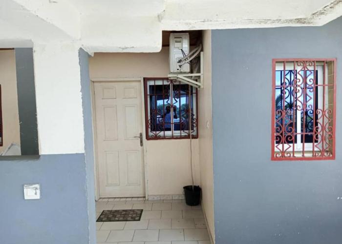 Remarkable 1 bedroom flat in bonaberie ancienne