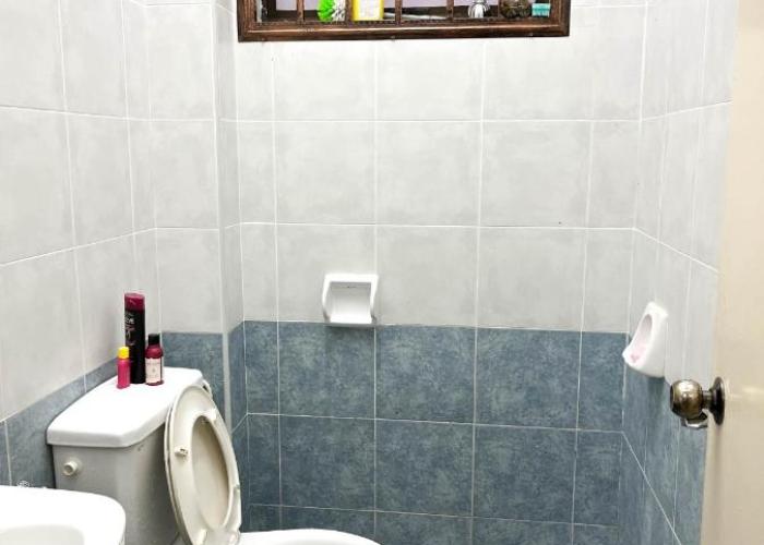 Muar Homestay [Located at Sabak Awor Seafood Court]