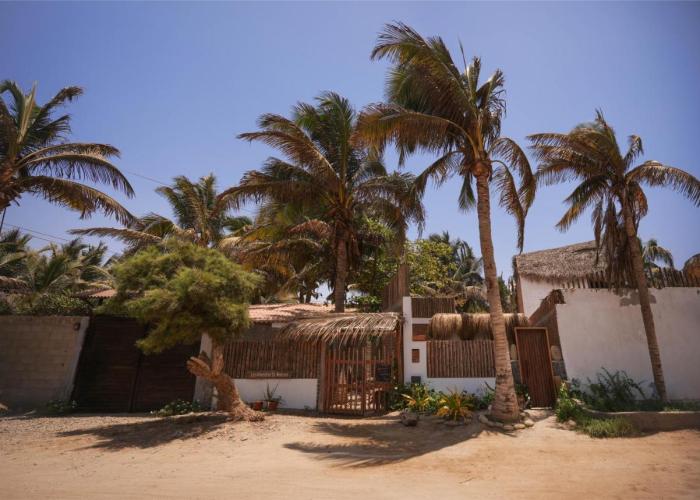 Los Almendros Mancora