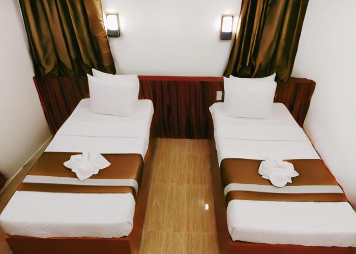 Dy Heritage Suites