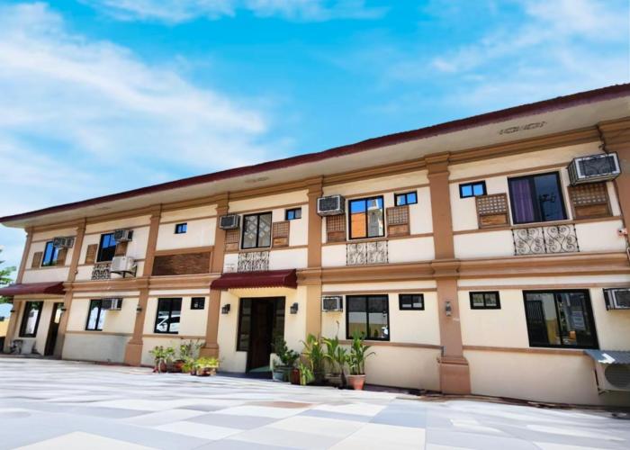 Dy Heritage Suites