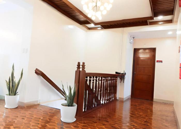 Dy Heritage Suites