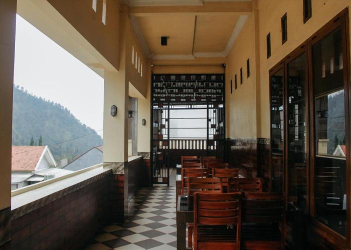 SM Bromo Hotel