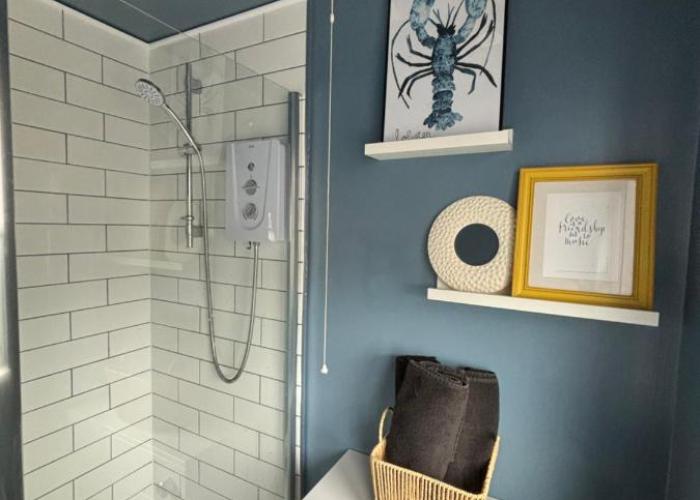 Lovely spacious loft close to train station
