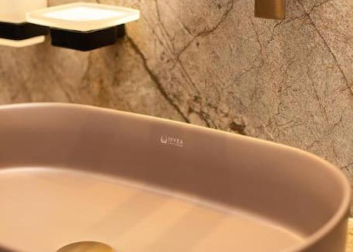 Luxury apartment in the superb location