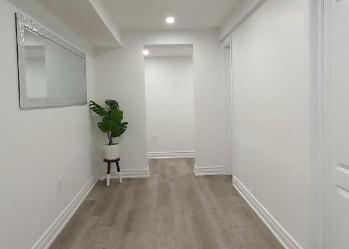A Home Away-Deluxe Guest Room in Toronto