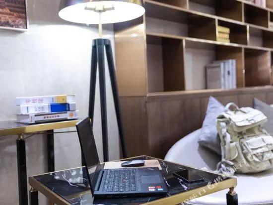 Yeste International Hotel (Nanning Chaoyang Square Metro Station)