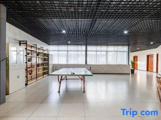 Sanfeng Hotel