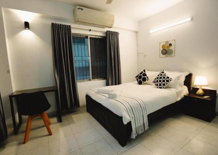 Gulshan Lovely 3-Bedroom Luxury Apartment