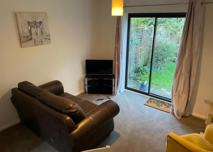 Serviced Accommodation 2 bed house III