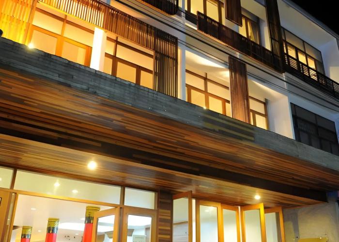Sukkasem Hotel