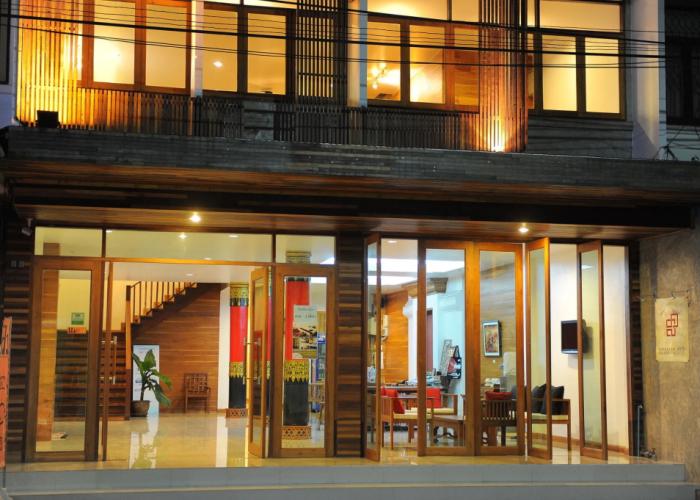 Sukkasem Hotel