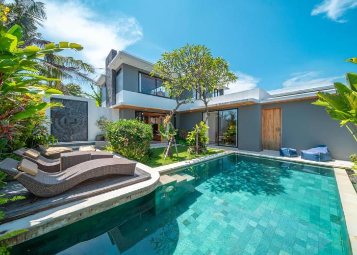 Villa Arunika - Stylish tropical 2BR Villa close to Nyanyi beach!