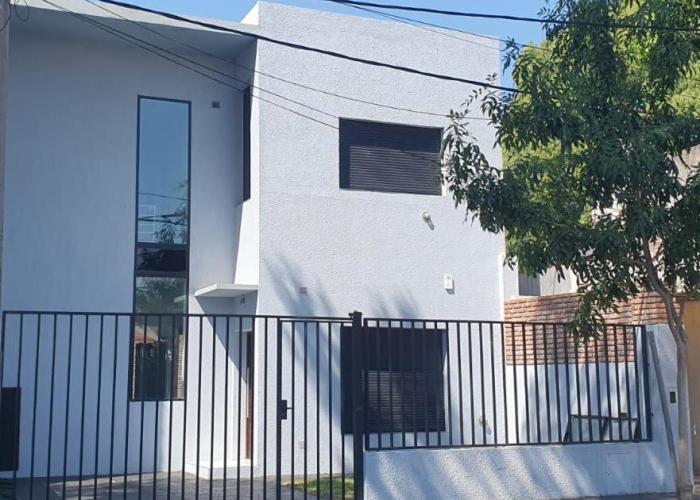 Casa en La Florida a metros río