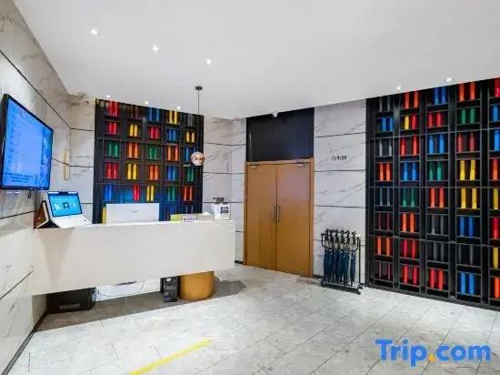 Xiqiao Fashion Hotel (Nanyang Fuyu Xintian 360 Shop)