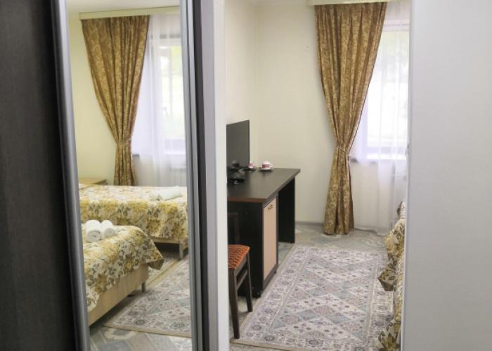 Lesnaya Hotel